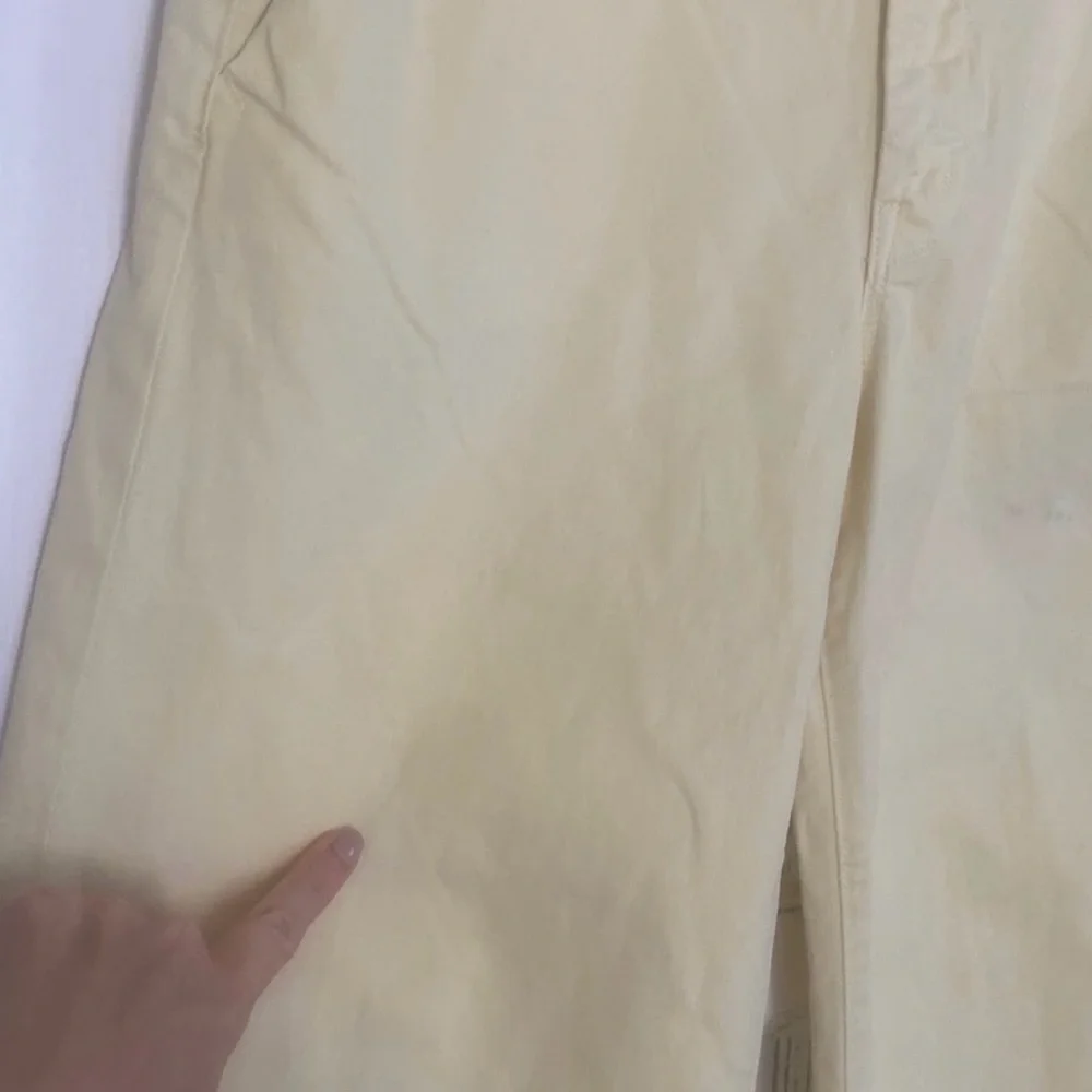 MOTHER  “The Roller Prep” Wide Leg Pants in butter yellow color “Killing Time” - Picture 11 of 11